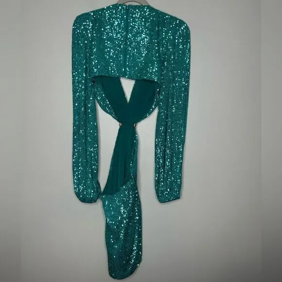 green emerald velvet dress Rent Nadine Merabi Stella Gown (White)- RRP $885 – Dress for a Night main image 1